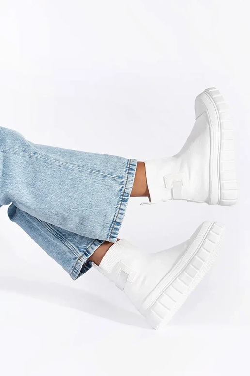 Colore bianco Alto scarpe con una...