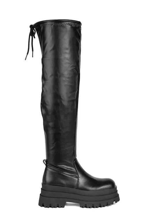 colore nero moschettieri con una... colore nero moschettieri con una...