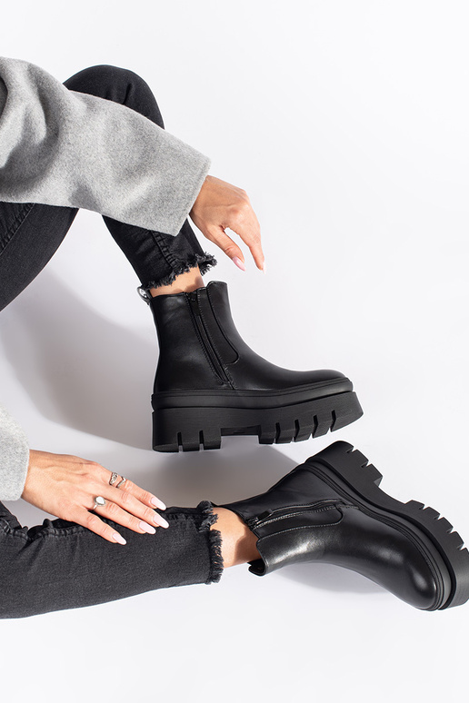 colore nero Scarpe da donna con una...