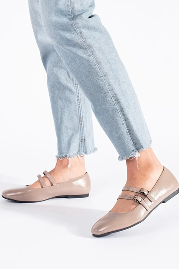 beige laccato ballerine con... 2