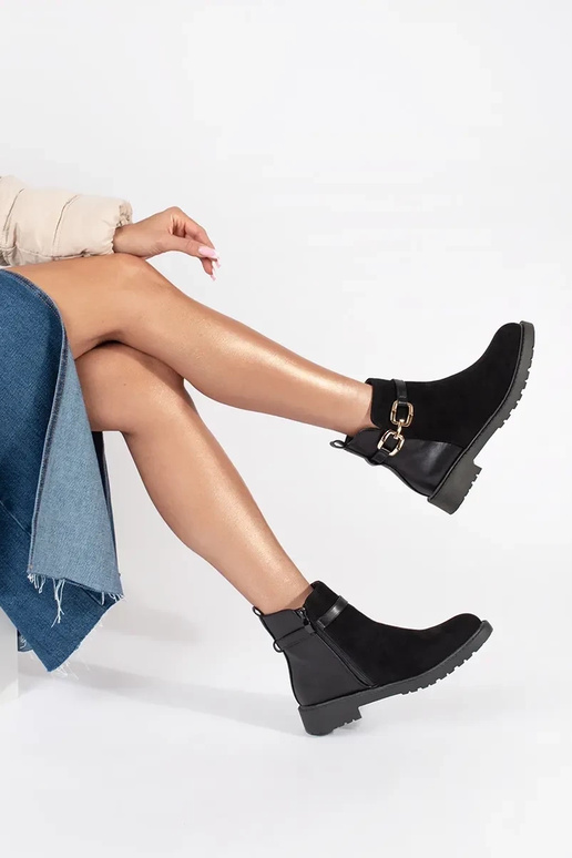 Scarpe nere da donna con fibbia...