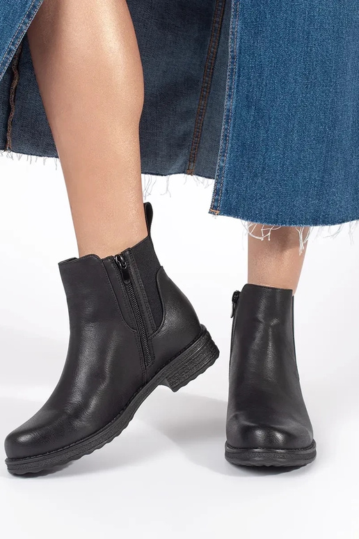 Scarpe nere da donna Scarpe nere da donna