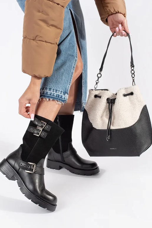 Scarpe da donna in pelle nera con...