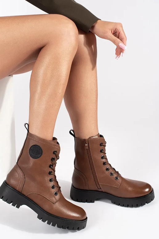 Sergio Leone, stivali in pelle... Sergio Leone, stivali in pelle...