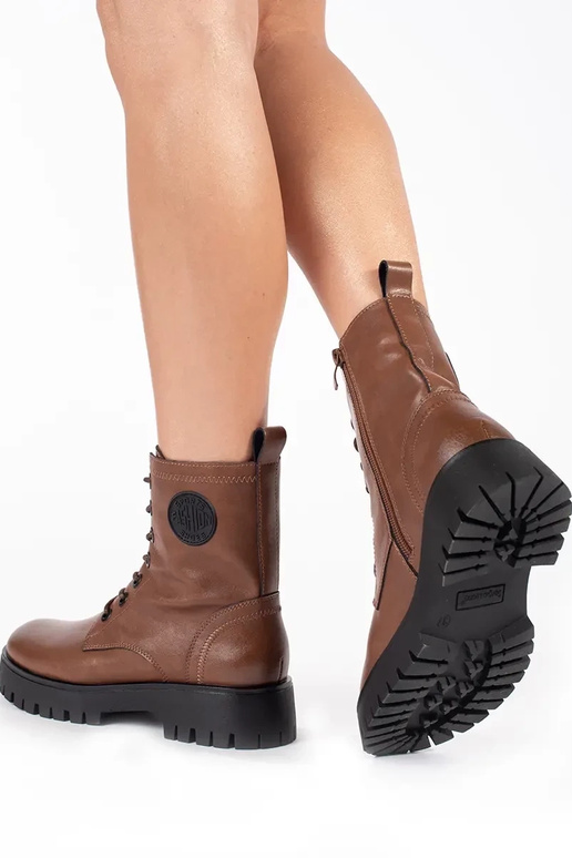 Sergio Leone, stivali in pelle... Sergio Leone, stivali in pelle...