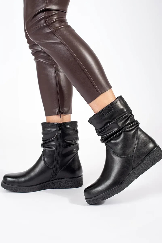 Scarpe da donna con plateau in pelle...