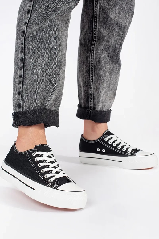 Scarpe stringate classiche nere da... Scarpe stringate classiche nere da...