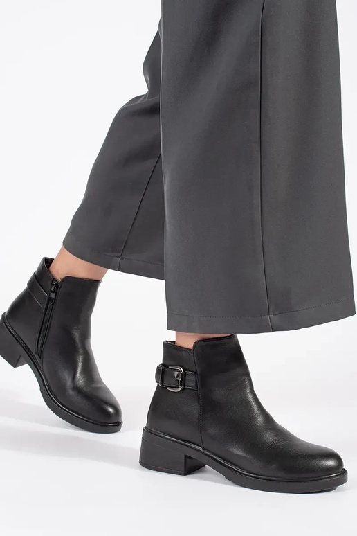 Scarpe da donna con tacco basso in...