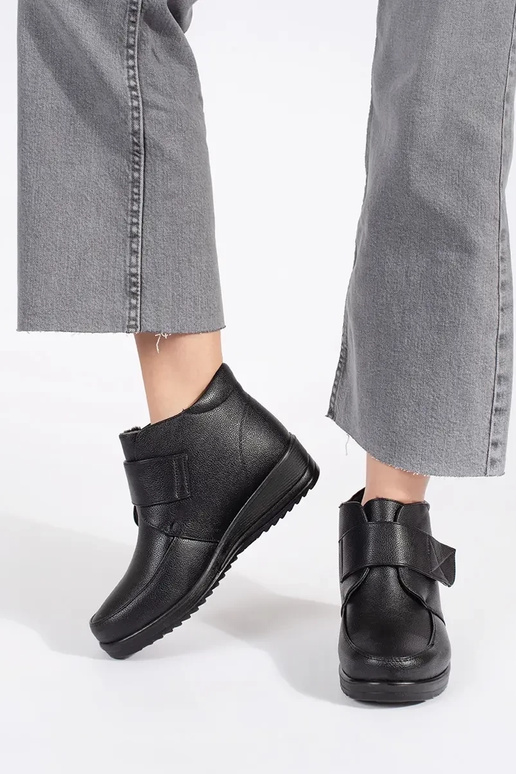 colore nero isolato Scarpe da donna... colore nero isolato Scarpe da donna...