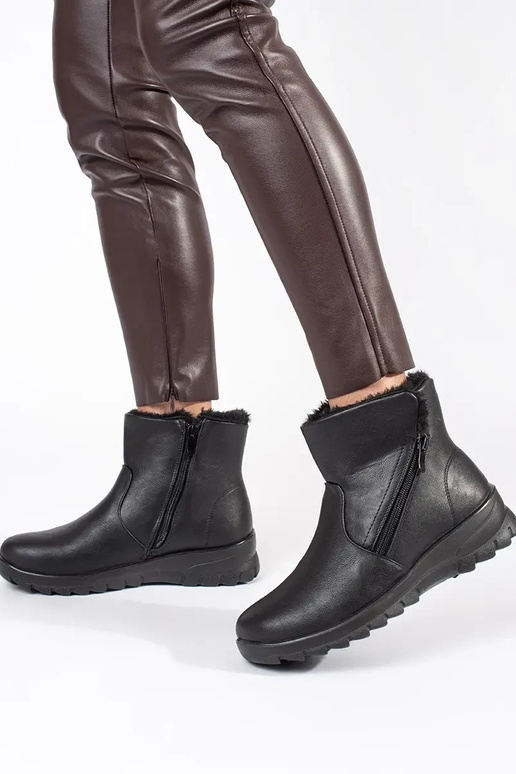 Scarpe comode da donna in nero