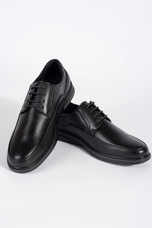 Scarpe da ginnastica stringate nere...