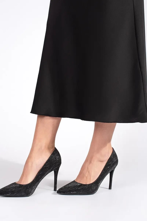 colore nero luccichio tacchi alti... colore nero luccichio tacchi alti...