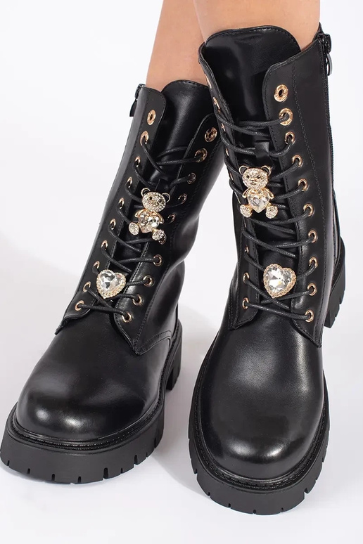 Scarpe nere con plateau e lacci