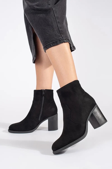 colore nero dalla pelle... 2