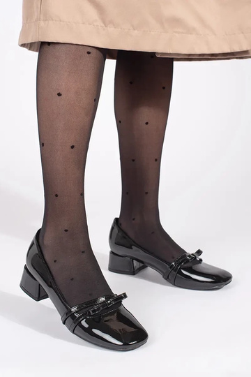 colore nero laccato tacchi... 2