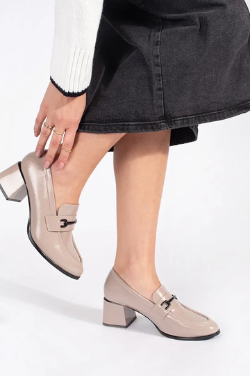 beige mezze scarpe... 2