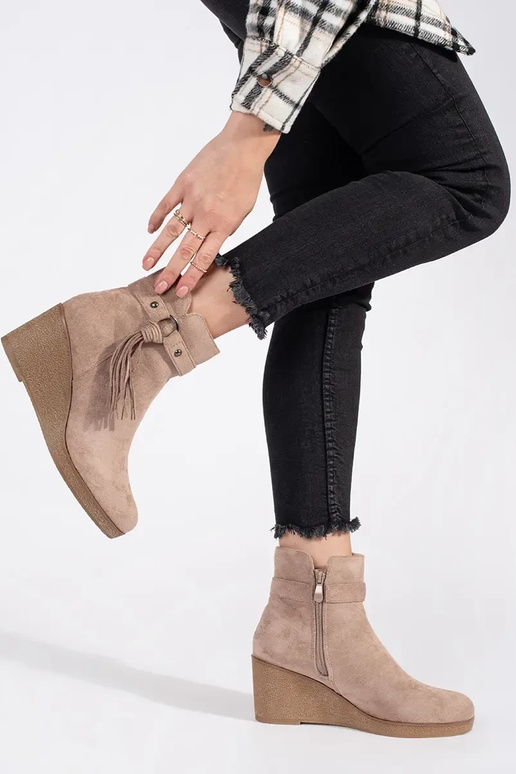 dalla pelle scamosciata beige Scarpe...