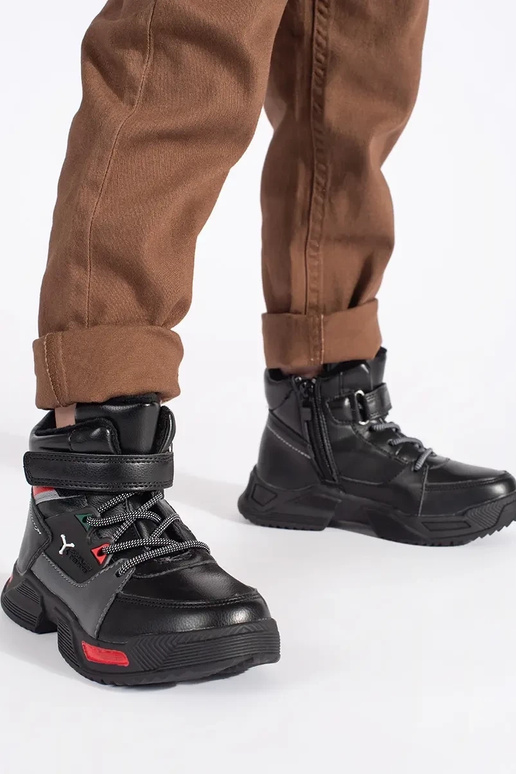 colore nero isolato trzeAiki...