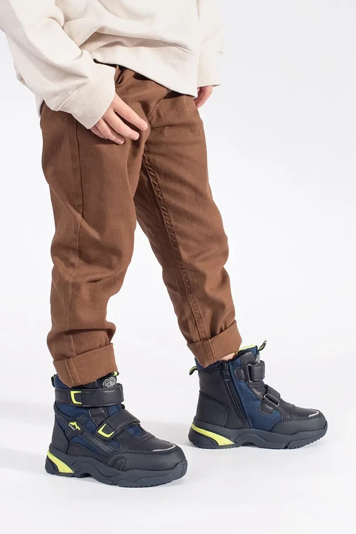 blu scuro isolato trzeAiki fanciullesco