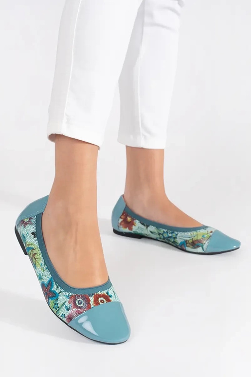 Ballerine in vernice con punta rotonda