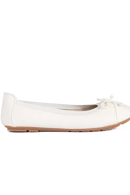 Colore bianco laccato ballerine con... Colore bianco laccato ballerine con...