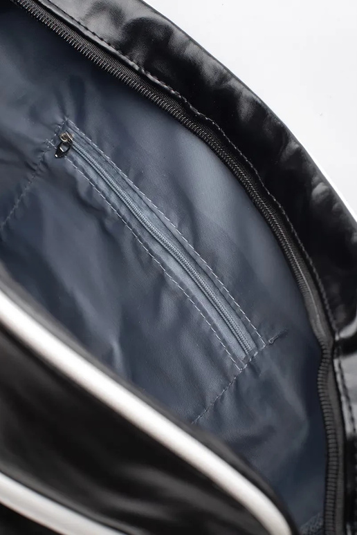 Borsa sportiva a tracolla nera