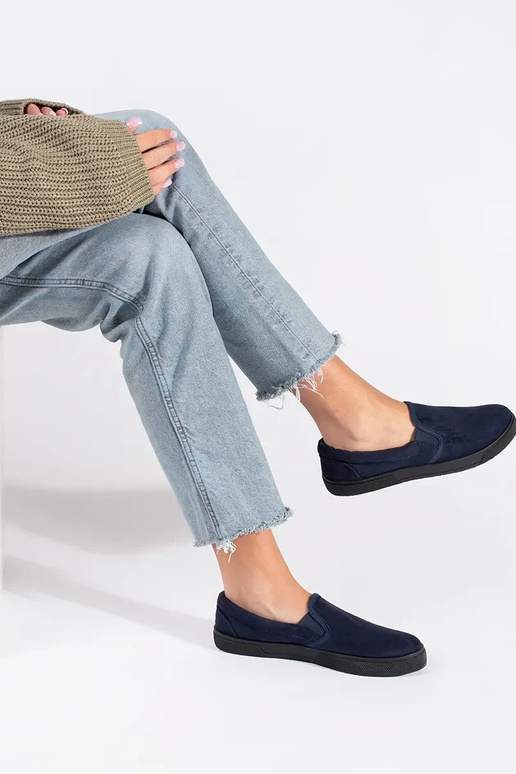 Scarpe blu chiaro chiuse slip on Scarpe blu chiaro chiuse slip on