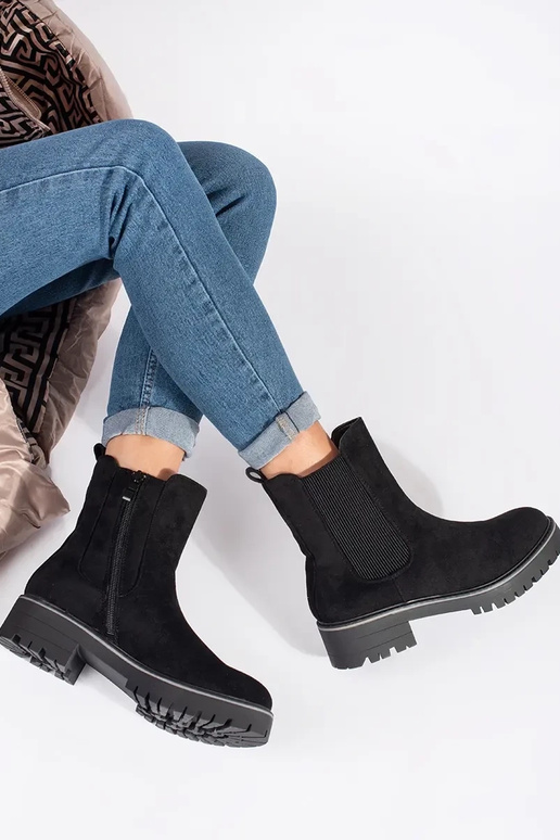 Scarpe piatte nere in suede con suola...