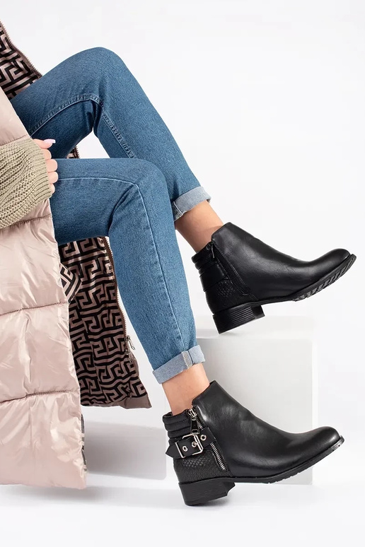 Scarpe piatte nere da donna