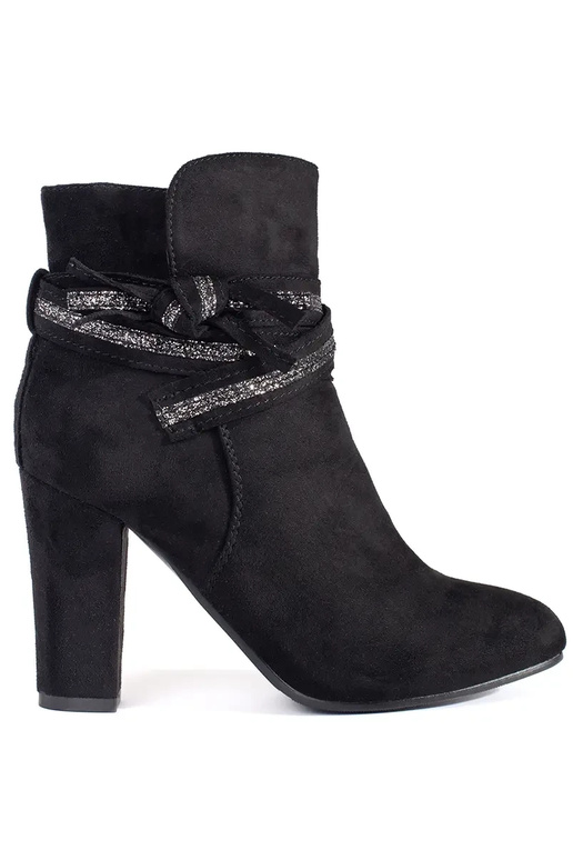 Scarpe da donna in suede nero con tacco