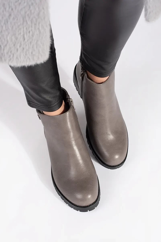 Scarpe grigie in imitation leather