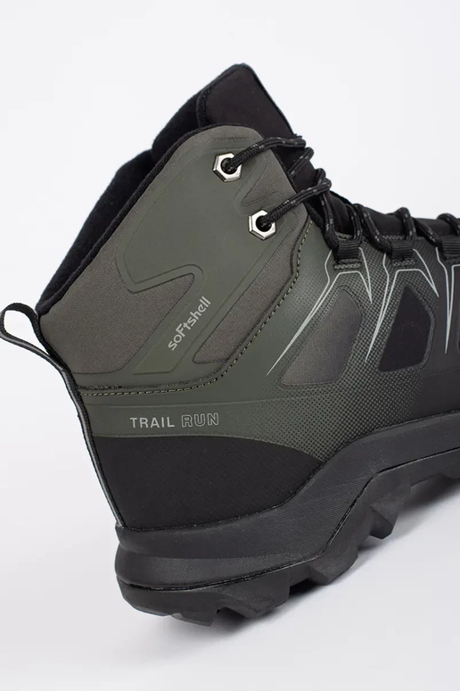 Stivali da trekking alti neri e verdi...