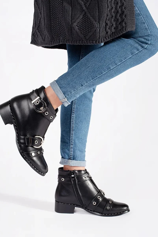 Mocassini da donna con ornamenti... Mocassini da donna con ornamenti...