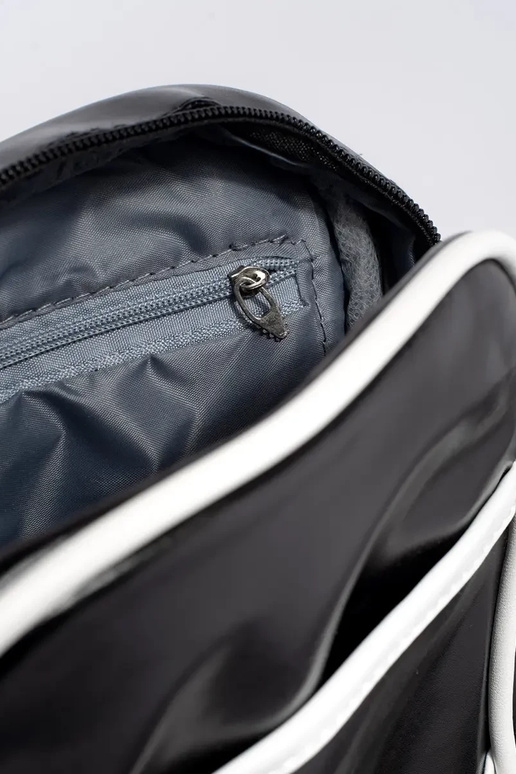 Borsa piccola per giovani nera