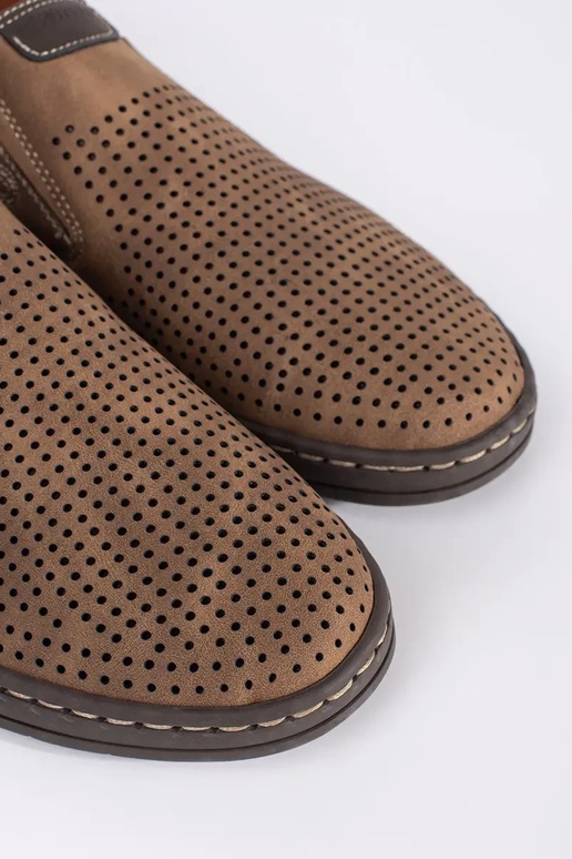 Mocassini da uomo in pelle traforati...