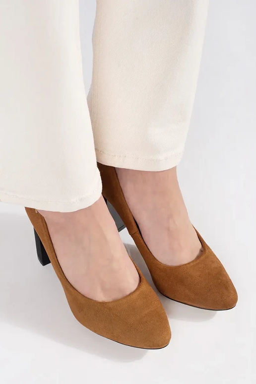 Décolleté color marrone Décolleté color marrone