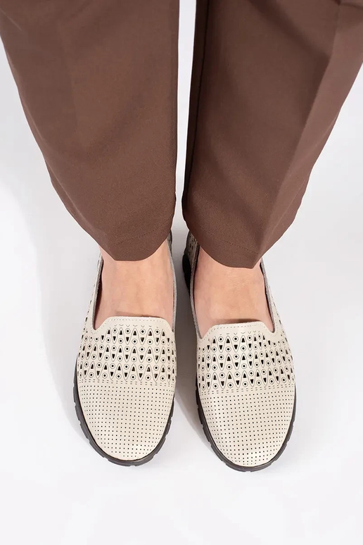 Mocassini neri in camoscio su suola...