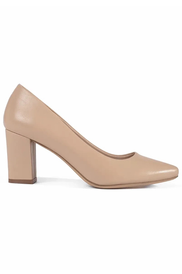 Décolleté beige con tacco