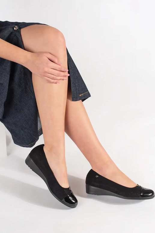 Mezze sole nere con punte verniciate Mezze sole nere con punte verniciate