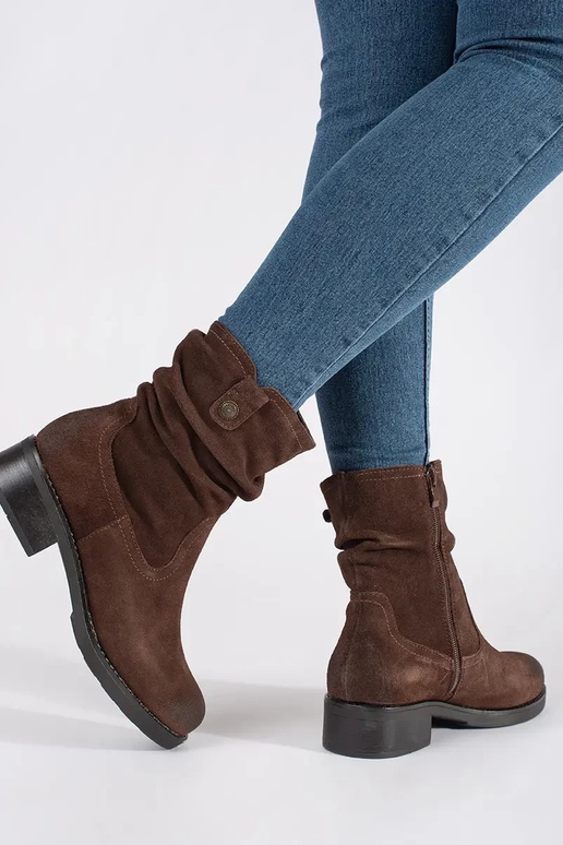 Stivaletti marroni con gambale...