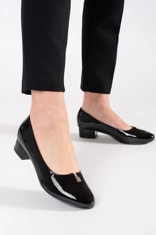 Décolleté nere con effetto vernice e...