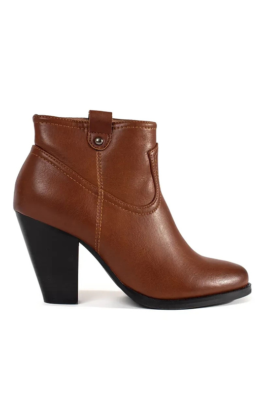 Scarpe marroni con tacco alto