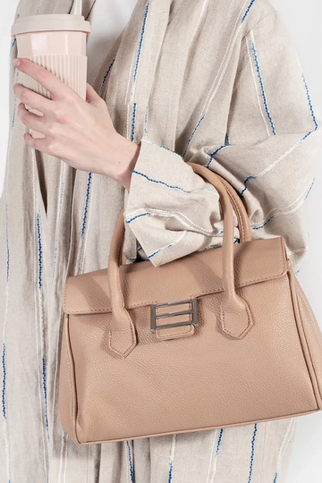 Borsa da donna color beige... 2