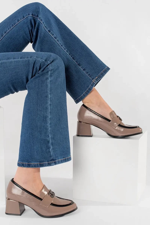 Stivaletti eleganti color taupe