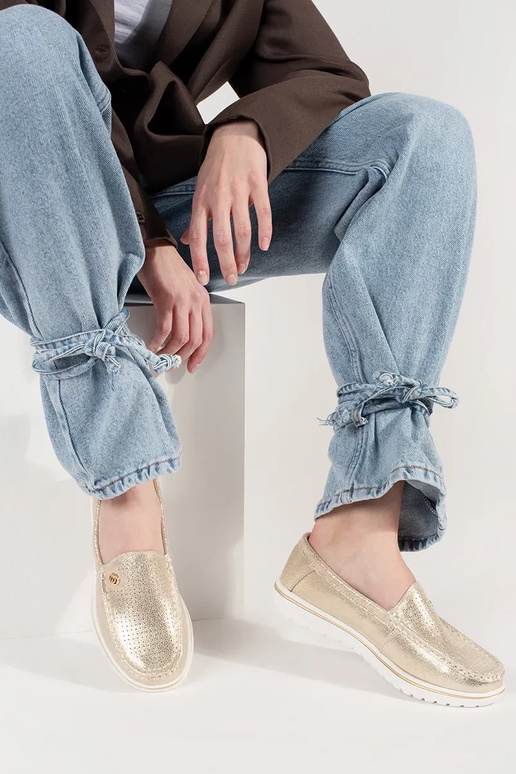 Mocassini dorati in pelle naturale