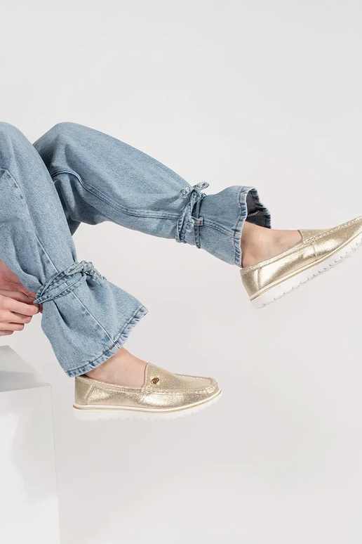 Mocassini dorati in pelle naturale