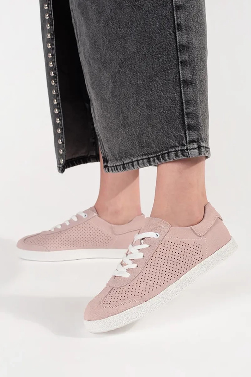 Scarpe traforate in pelle naturale...