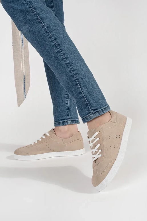 Scarpe da ginnastica color sabbia in... Scarpe da ginnastica color sabbia in...