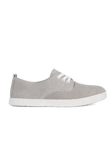 Scarpe traforate in pelle...