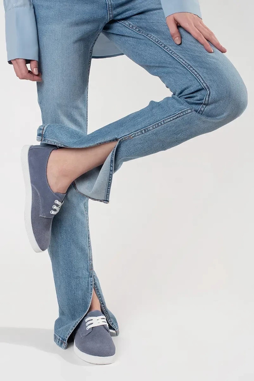 Scarpe traforate in pelle naturale blu